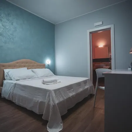 Nocleg ze śniadaniem Leon 3*